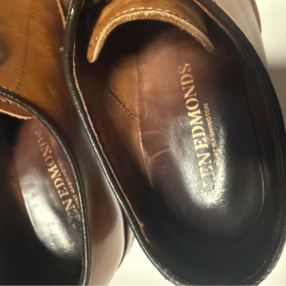 Allen Edmonds Fifth Avenue Leather Oxfords - Picture 3 of 7